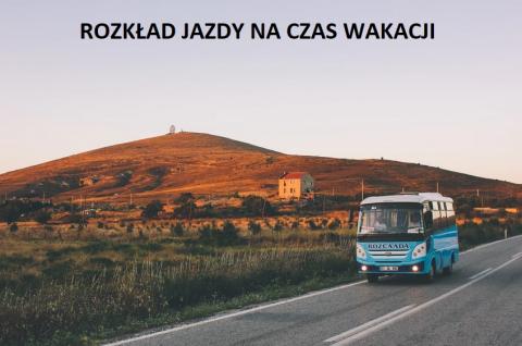 autobus z tłem