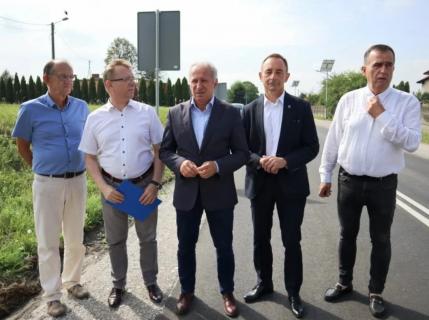 przedstawiciele Gmin wraz ze Starostą