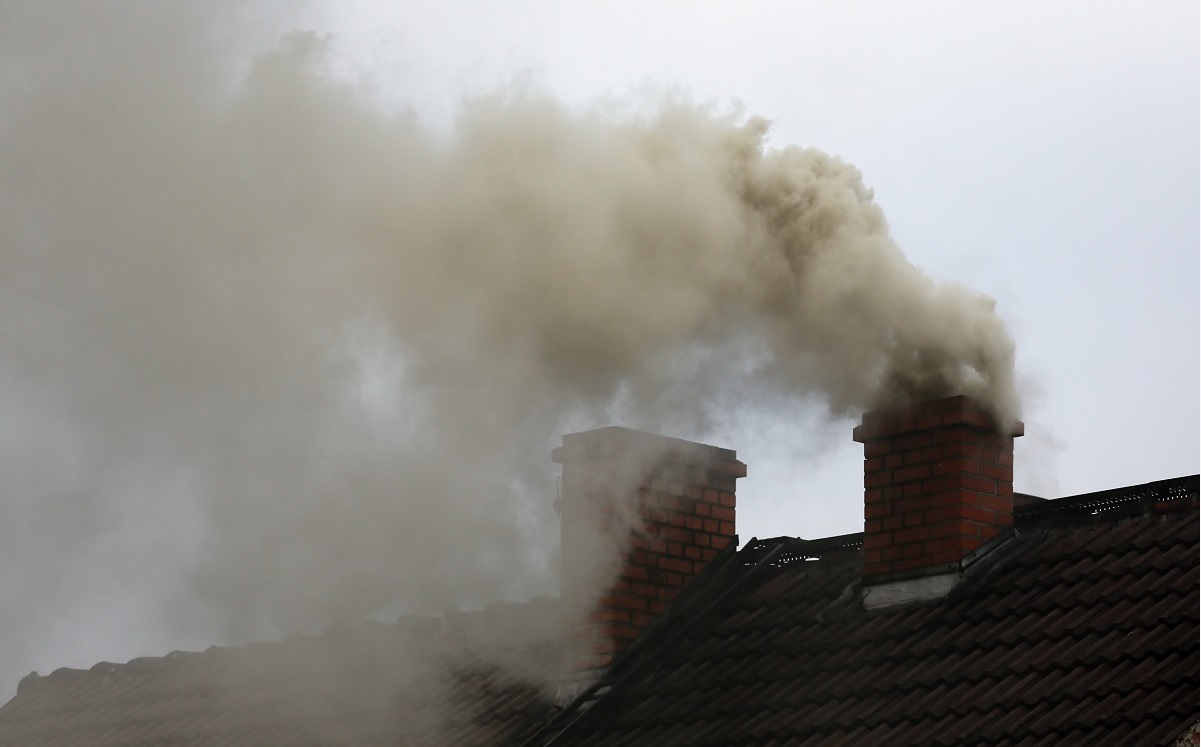komina dym powietrze